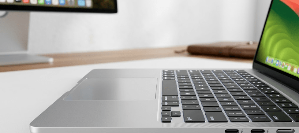 MacBook Air M5 Review